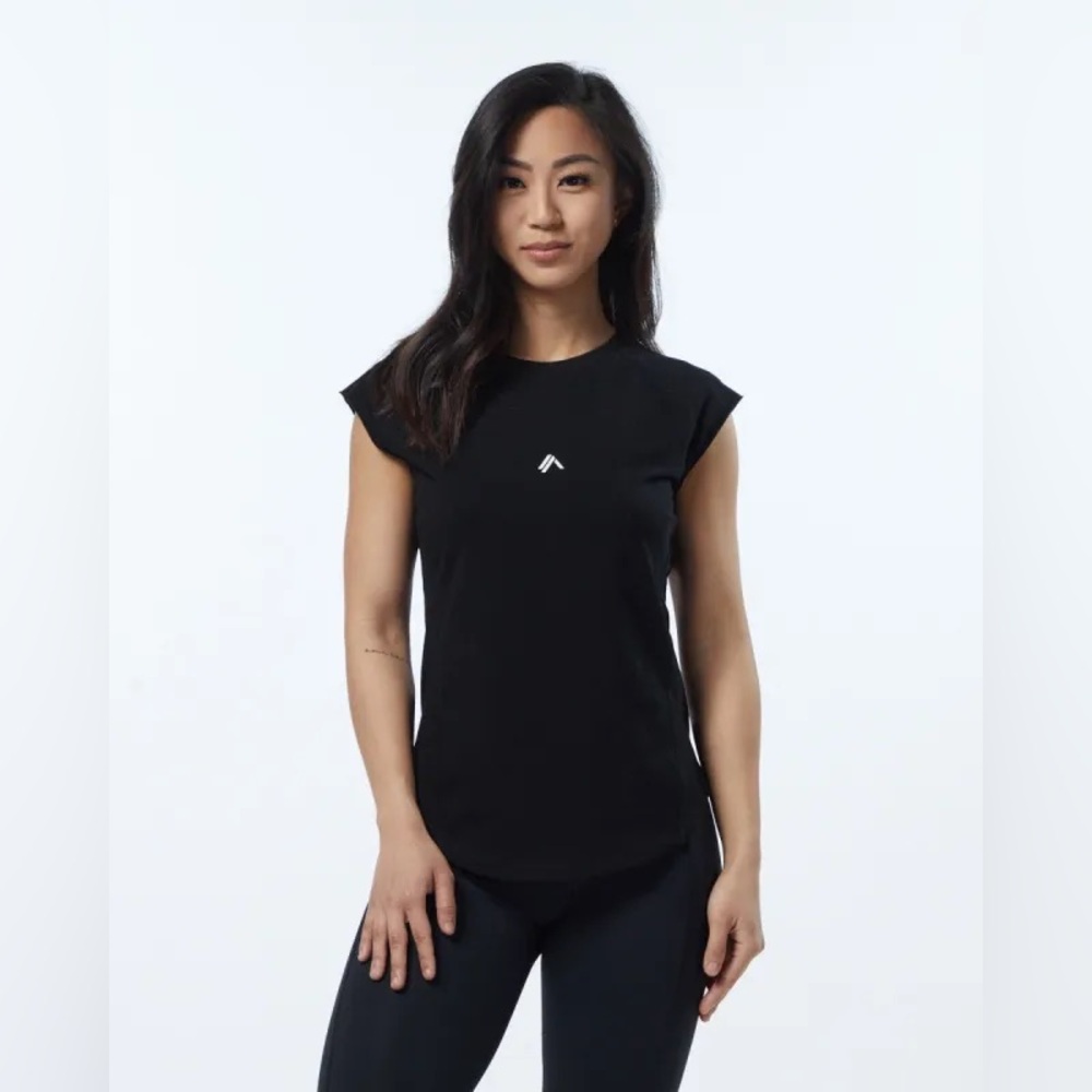 Alphalete Women's Velocity Tee - Black